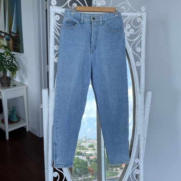 VTG Guess high waist mom jeans - Picture 4 of 11